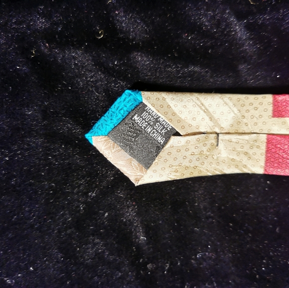 DIVINITY FAITH INSPIRED TIE - Picture 3 of 3